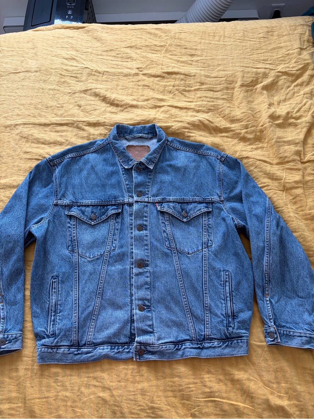 80’s Levi’s denim jacket, size XL